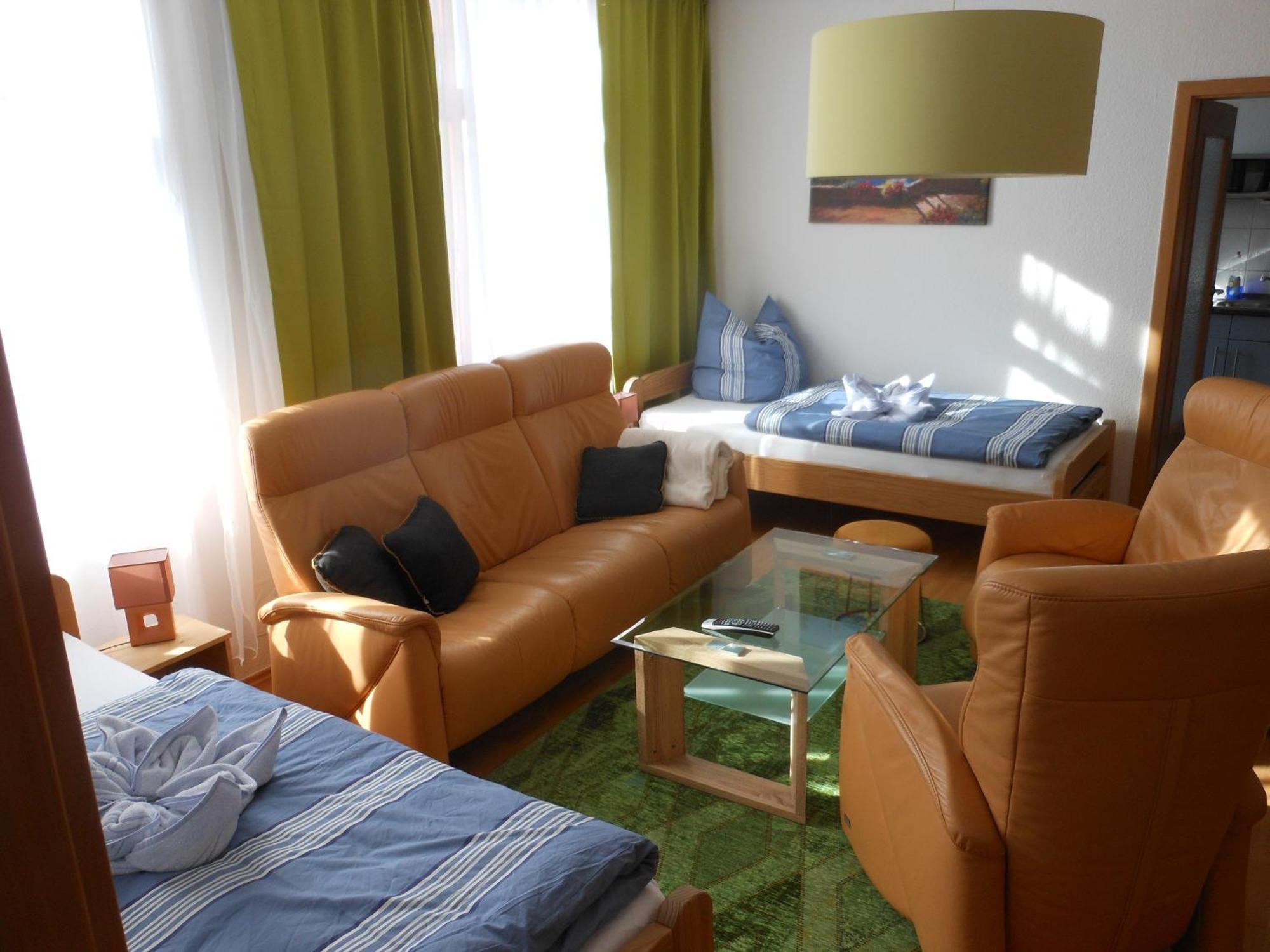 Pension Am Werder ベルンブルク 部屋 写真